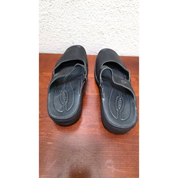 Keen Women's Black Leather Mary Jane Style Slip-On Shoes Adjustable Strap Size - Picture 4 of 7